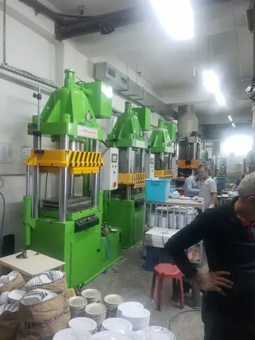 Hidrosay presses at work in production